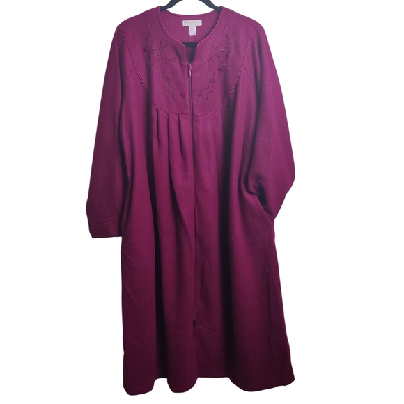 Miss Elaine Embroidered Zip-Up Robe - Deep Pink - Picture 3 of 10